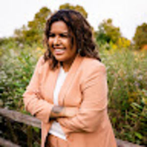 Meet your Posher, Celina